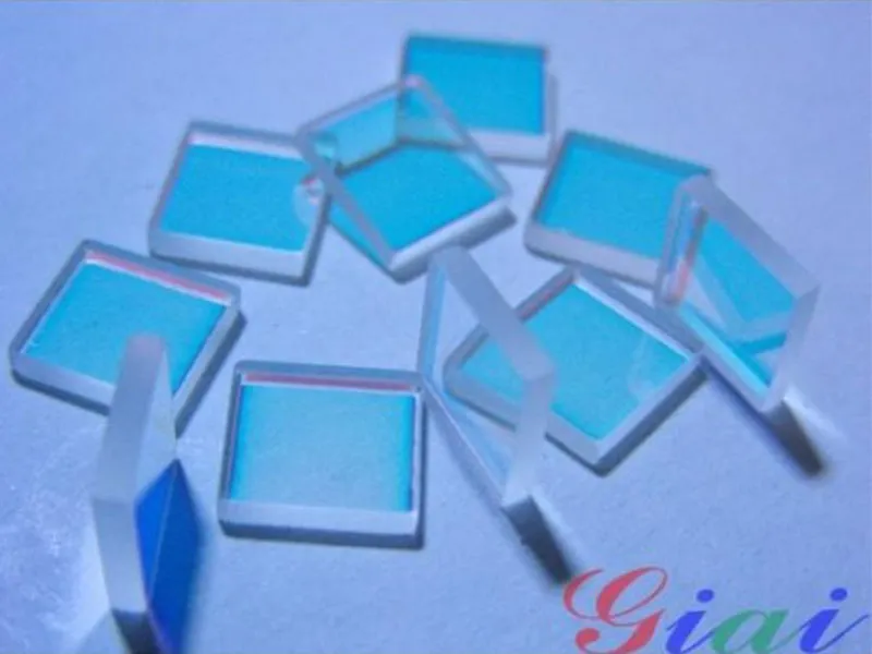 Ближний инфракрасный заграждающий светофильтр SP790 (2)