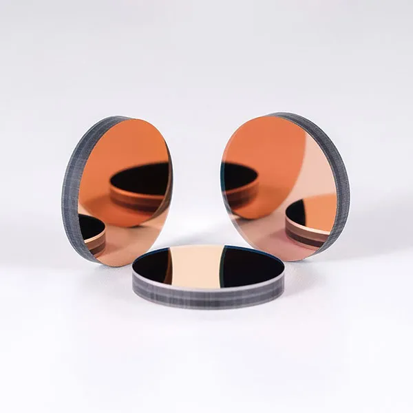 (УФ-фильтр — оригинальное изображение GIAI)